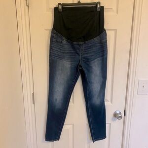 2/$10 Isabel Maternity skinny jeans, size 10